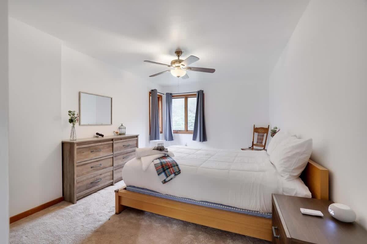 Relax In Blakeslee - Spacious 5Br Home With Bbq Buitenkant foto