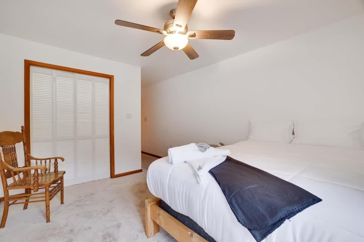 Relax In Blakeslee - Spacious 5Br Home With Bbq Buitenkant foto
