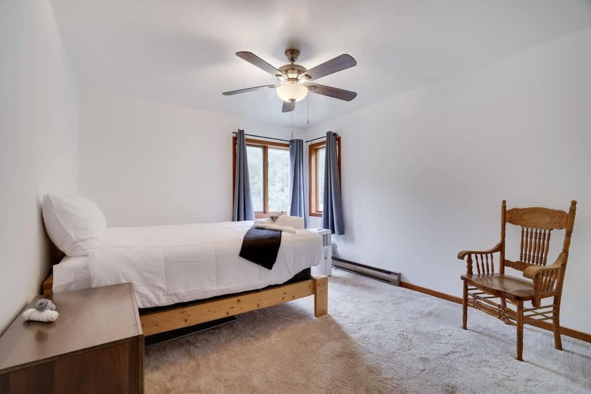 Relax In Blakeslee - Spacious 5Br Home With Bbq Buitenkant foto