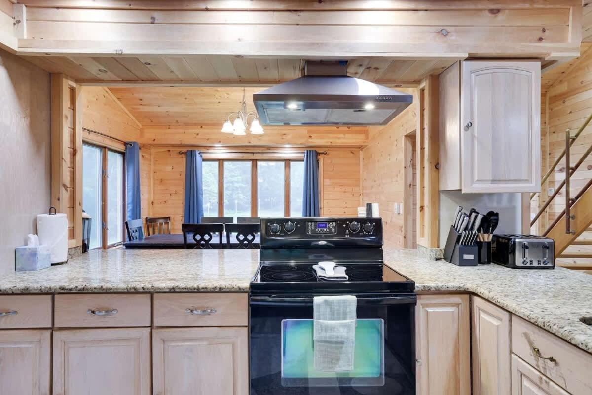 Relax In Blakeslee - Spacious 5Br Home With Bbq Buitenkant foto